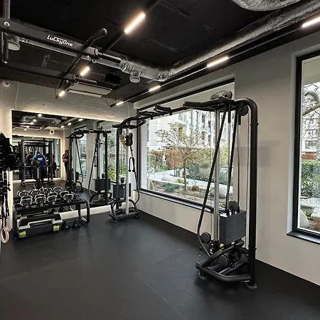 Elinor - B25 Apartament *